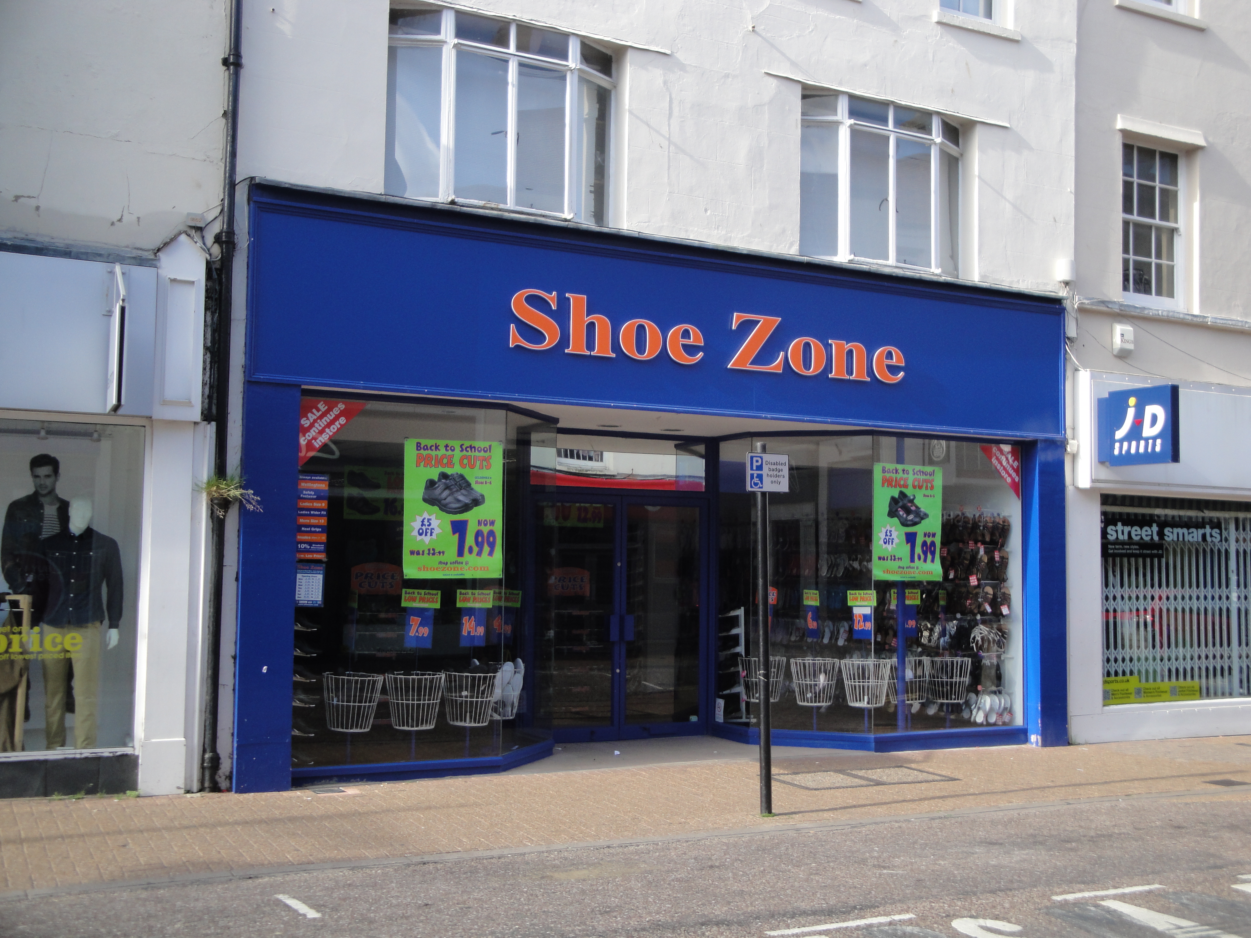 Newport_high_street_shoe_zone_branch