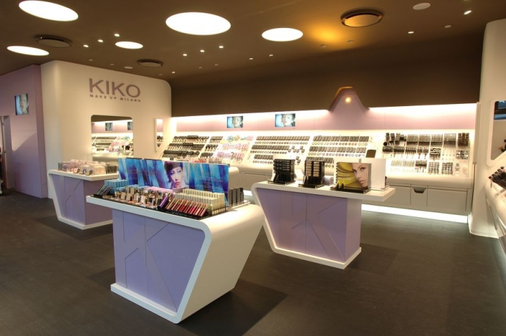 Kiko-make-up-milano-stores-since-2006----6