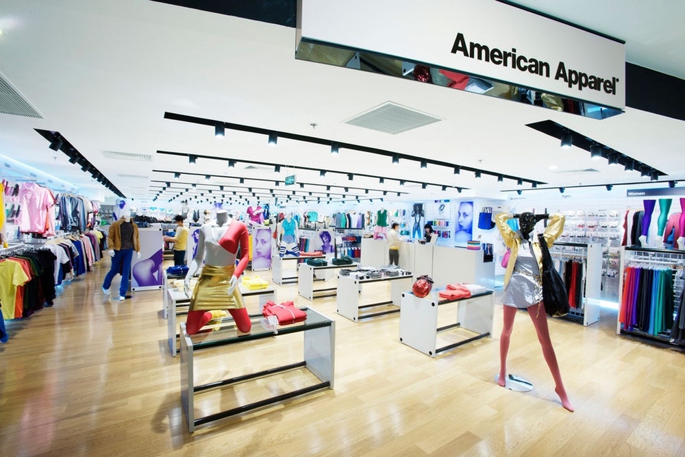 American-apparel-gildan-first-physical-store-1