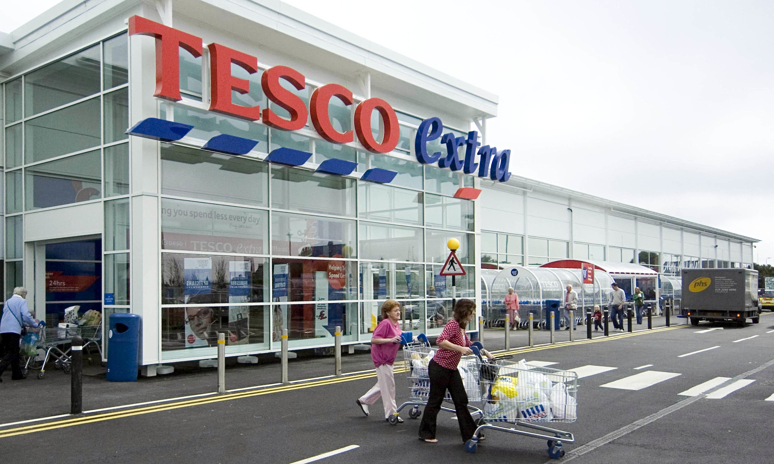 Tesco-extra-store-in-have-014