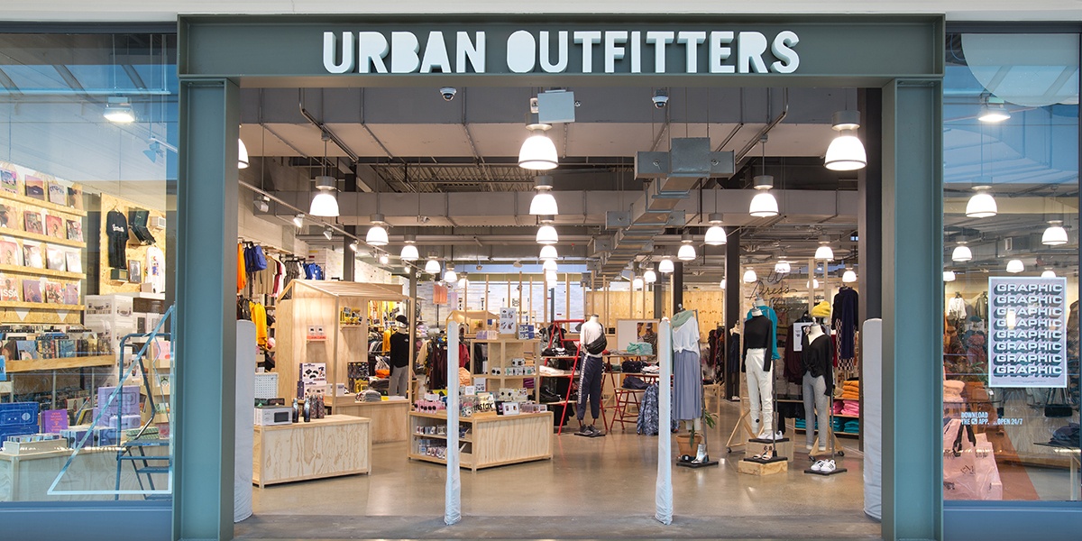 Urban-outfitters_(1)