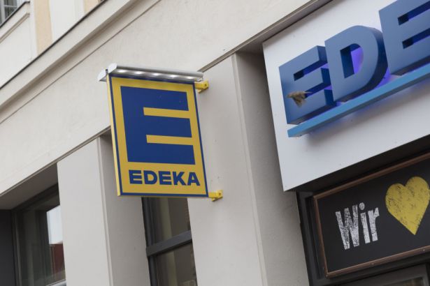 Edeka-s-first-organic-supermarket-opens-in-hamburg