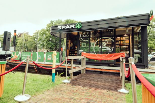Spar-netherlands-takes-one-person-store-on-a-sailing-tour