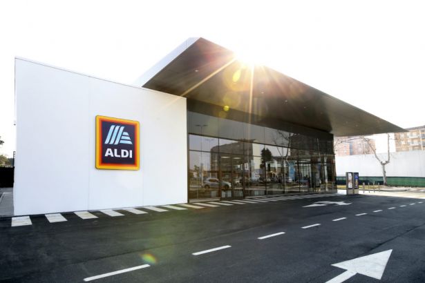 Aldi-opens-milestone-100th-store-in-italy