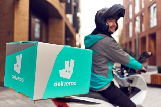 Carrefour-belgium-teams-up-with-deliveroo-for-grocery-deliveries